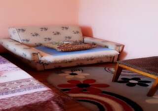 Гостевой дом Keti Guesthouse Батуми Стандартный двухместный номер с 2 отдельными кроватями-2